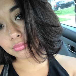 Meet your Posher, Evelyn